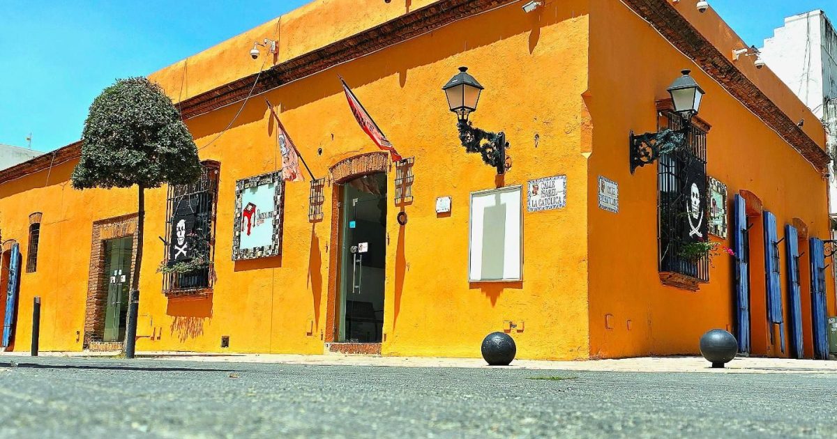 THE COLONIAL GATE