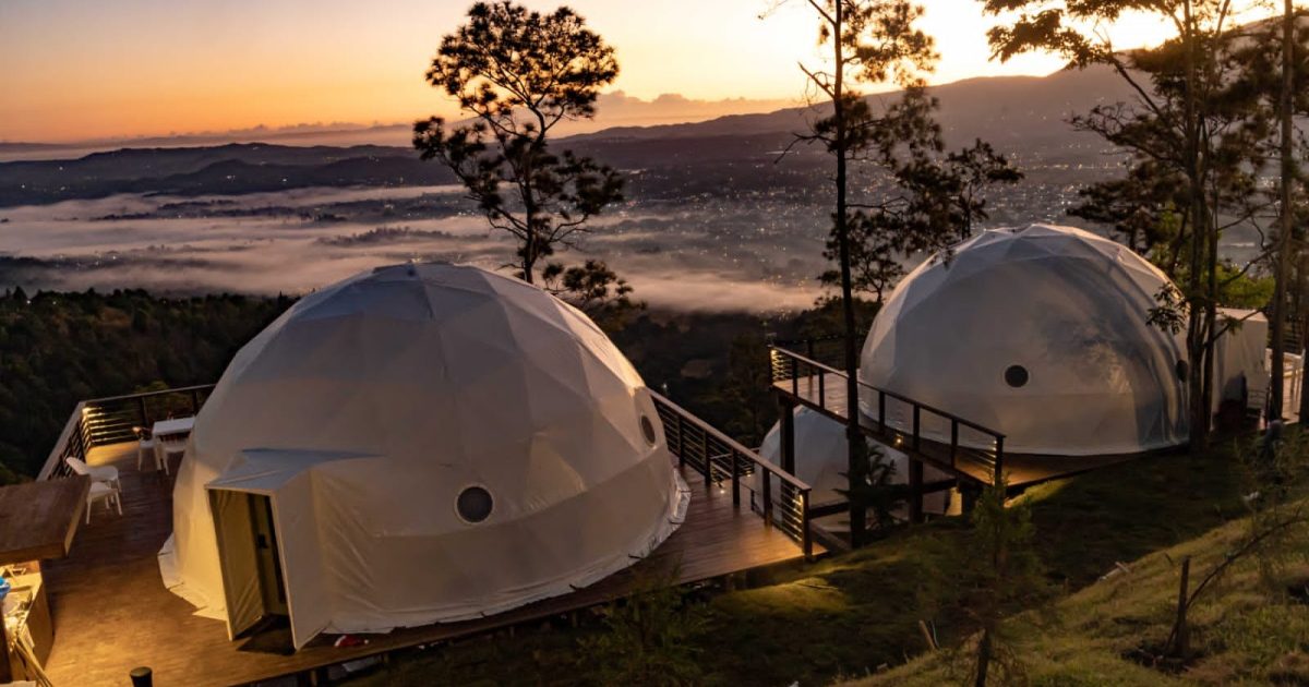 Descubre el eco lodge u hotel de montaña ideal para tus vacaciones de diciembre