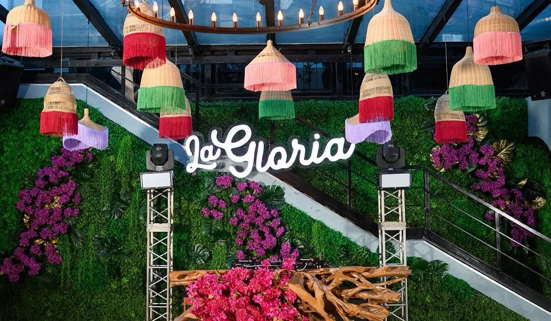 LA GLORIA