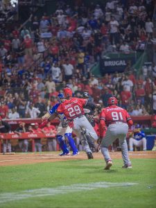 Partido Inaugural LIDOM 2025-26: Licey vs. Escogido