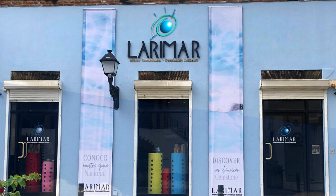 MUSEO DEL LARIMAR